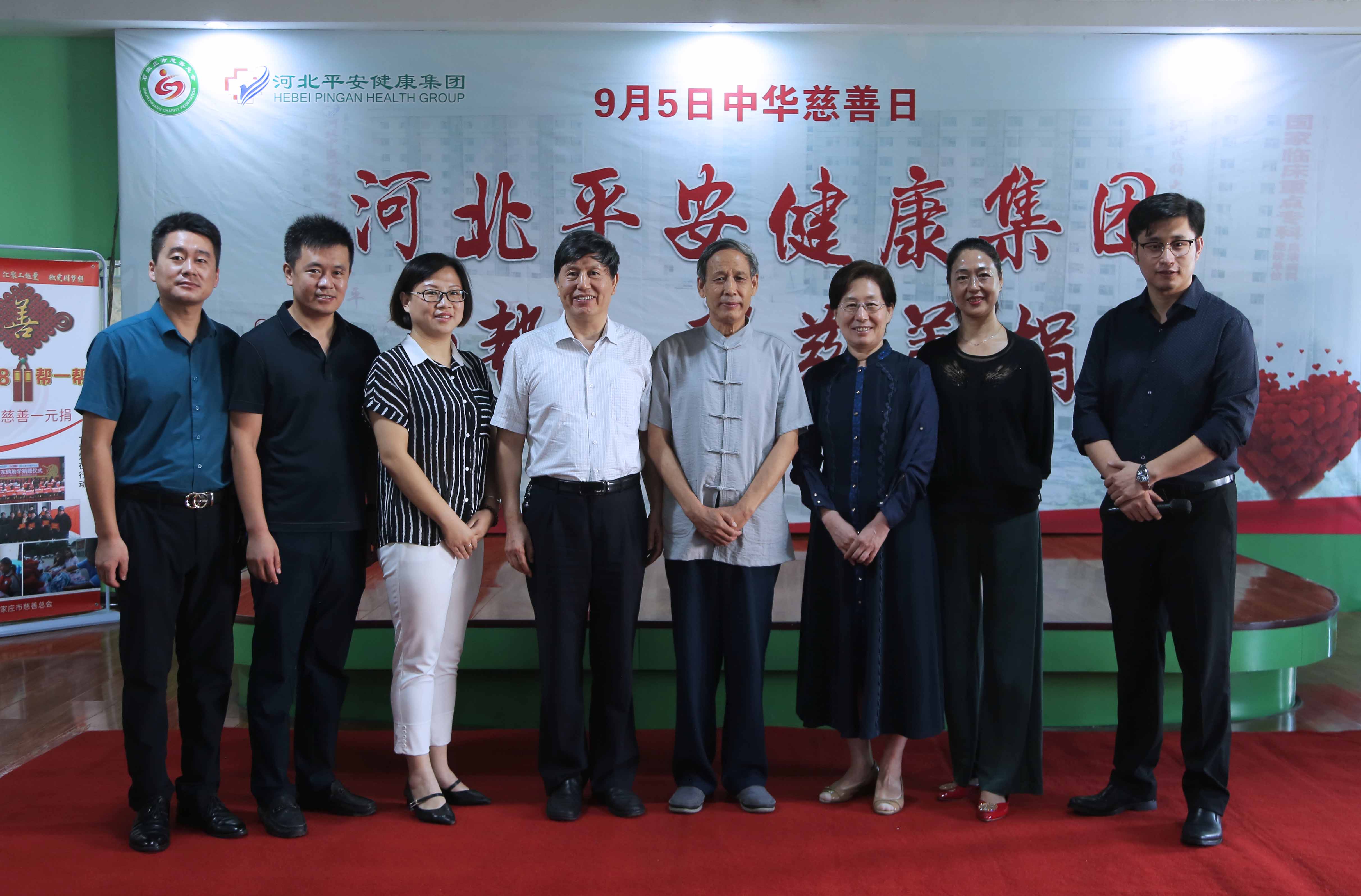 ps 合影 xiao.jpg