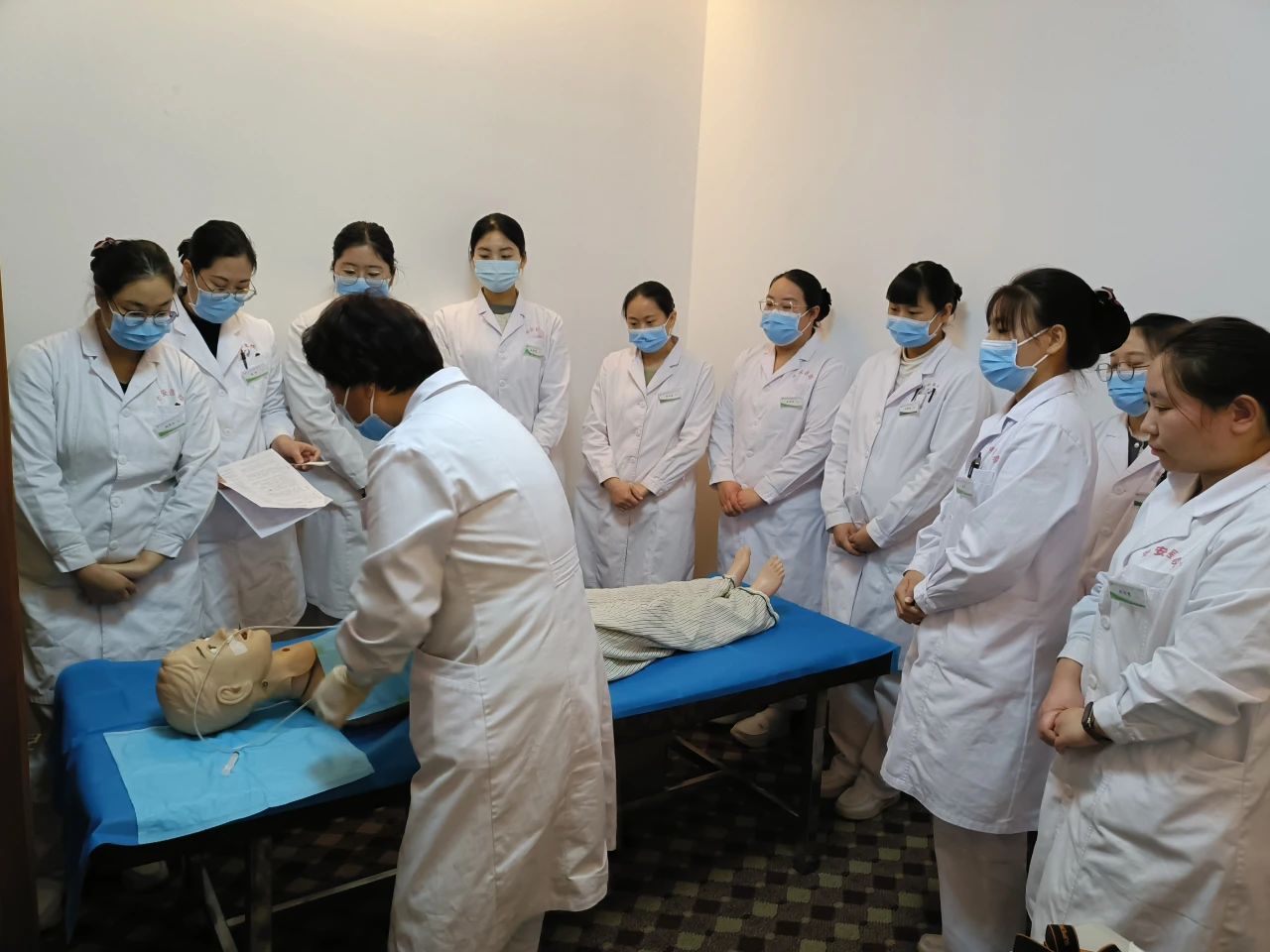 平安健康家园健康管理之居家上门服务技能大练兵